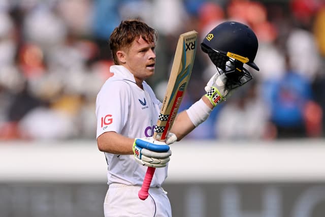 Ollie Pope Confident in England's Ability to Score 600 Runs in a Single Day of Test Cricket