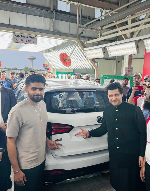 Javed Afridi's Generous Gesture: Gifting Car to Captain Babar Azam for Stellar PSL 2024 Performances