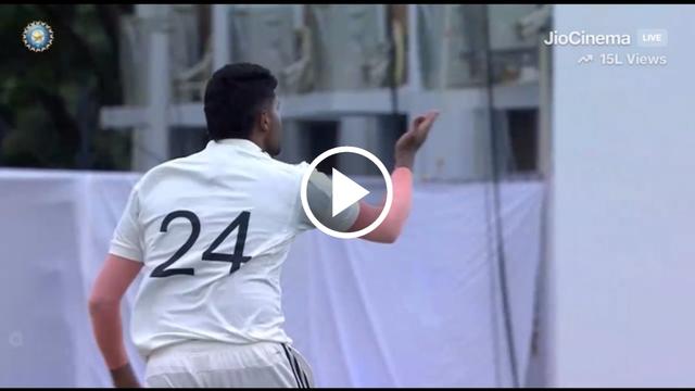 [Watch] Harshit Rana Unleashes 'Flying Kiss' Celebration After Ruturaj Gaikwad’s Wicket in Duleep Trophy Opener