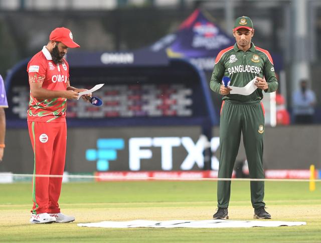 Oman captain praises Shakib and Fizz