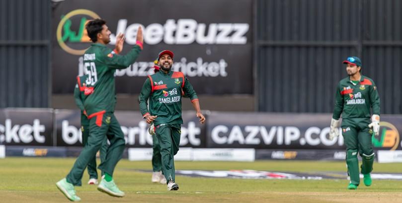 Bangladesh was spot on with the ball ©ZC