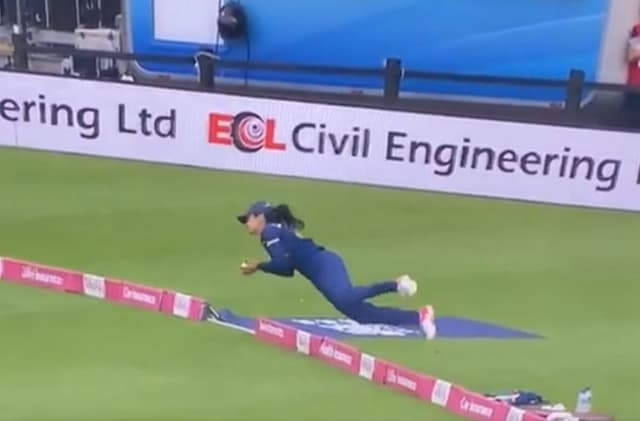 Watch: Harleen takes a mesmerizing catch to dismiss Jones in 1st T20I