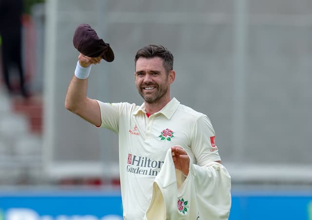 James Anderson completes 1000 first-class wickets