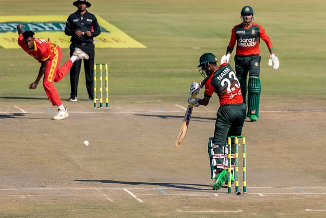 Fielding brilliance, Soumya-Naim stand earn easy win for Tigers