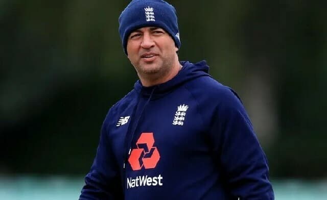 Pakistan appoint Adam Hollioake as batting coach for Australia tour