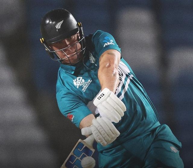 Finn Allen signs a two-year deal with Perth Scorchers after turning down a national  contract 