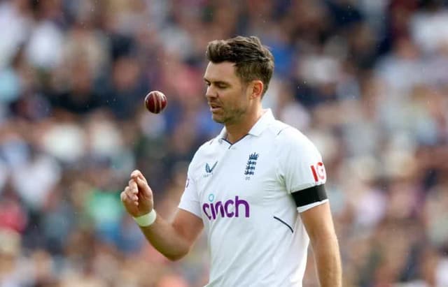 Lara regards Anderson as the best fast bowler ever