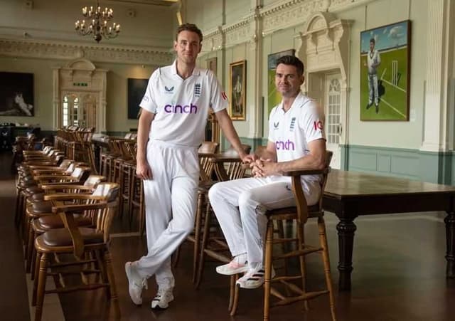 Anderson thinks he and Broad will be the last fast bowlers to play at 40