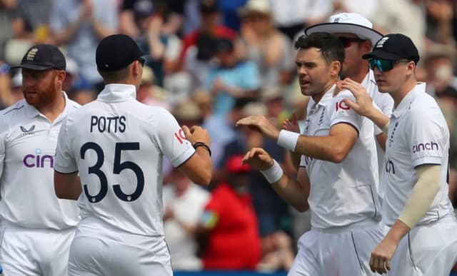 James Anderson completes 1100 wickets in first-class cricket 