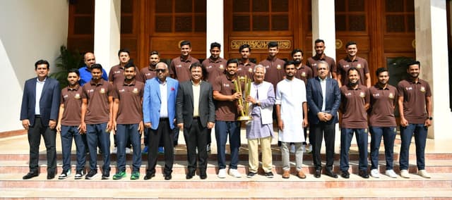 Chief Adviser Dr. Muhammad Yunus meets Bangladesh Cricket Team, celebrates Pakistan whitewash