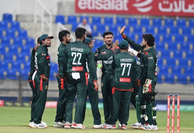 How can Bangladesh reach the tri-series final after 99-run defeat?