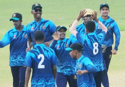 Bangladesh U15 Men's Team Thrash Women's Red Team in One-Sided Women’s Challenge Cup Match