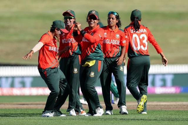 Fahima stars to create history for Bangladesh