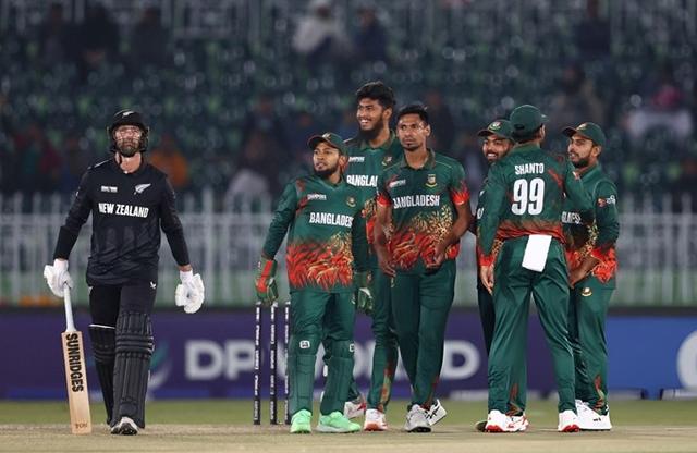 New Zealand announce squad with many surprises for Bangladesh series