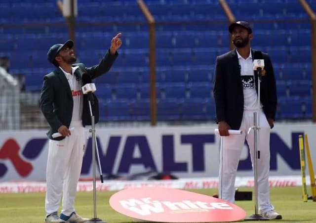 Live: Sri Lanka elect to bat first, Shakib plays for Bangladesh 