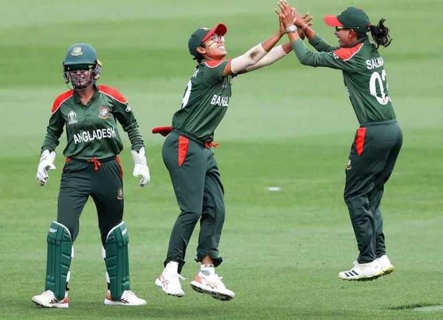 Bangladesh women's team register another easy win to reach semi-finals 