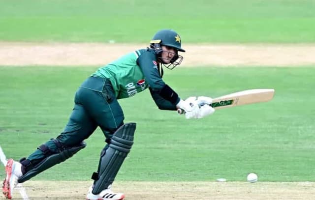 Two Pakistan cricketers get "minor injuries" in a car crash
