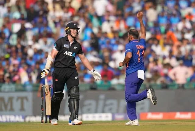 Bowlers run riot as India win big in low-scoring second ODI 