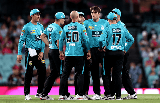 Big Bash League: Brisbane Heat and Sydney Sixers postponed after Covid-19 outbreak