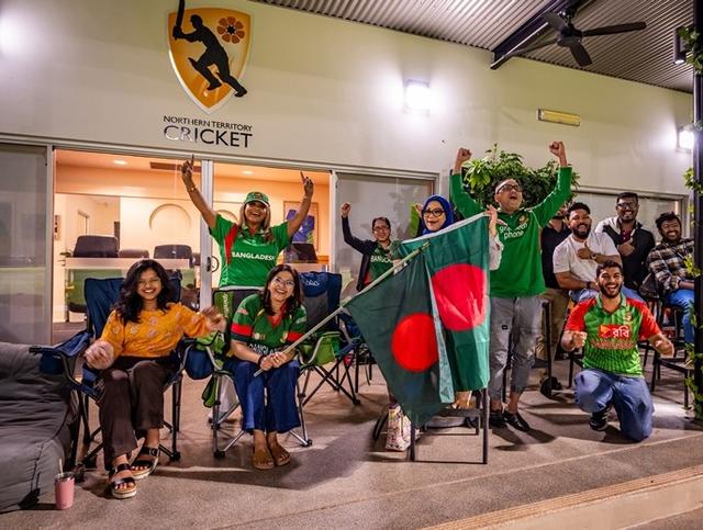 Bangladesh Cricket Fans Create Festival Atmosphere in Darwin