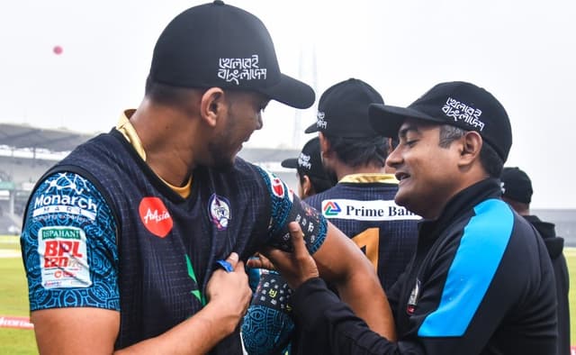 Durdanto Dhaka wear special armband for language movement month