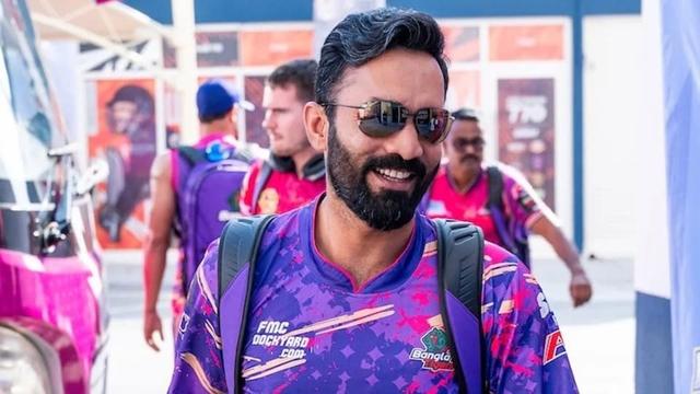 Dinesh Karthik signs for Sharjah Warriorz for ILT20