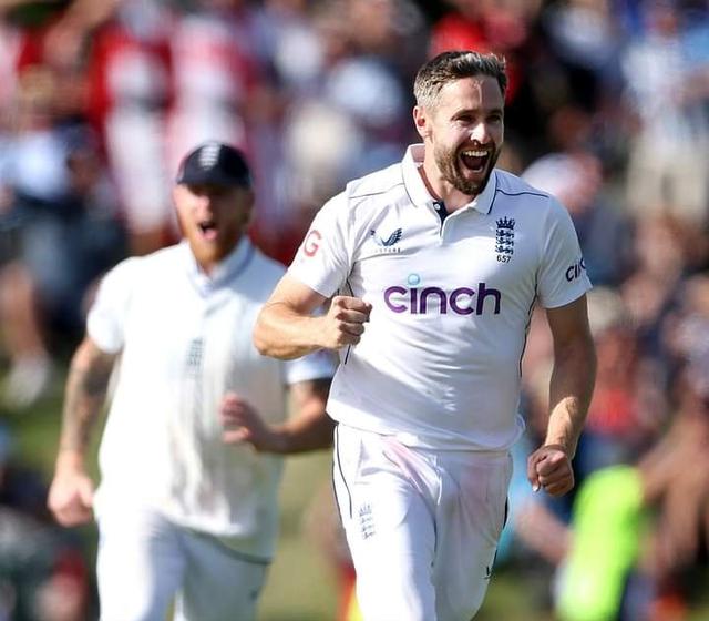 Woakes and Carse dismantle New Zealand batting lineup as England on top at Hagley Oval 