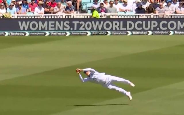 WATCH: Jacob Bethell pulls off a stunning catch to dismiss Tom Latham