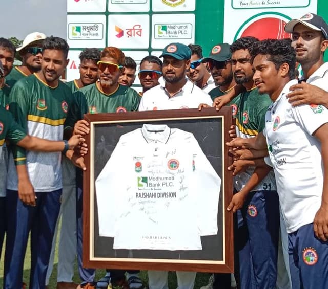 Farhad Hossain bids farewell to first-class cricket after nearly 20 years
