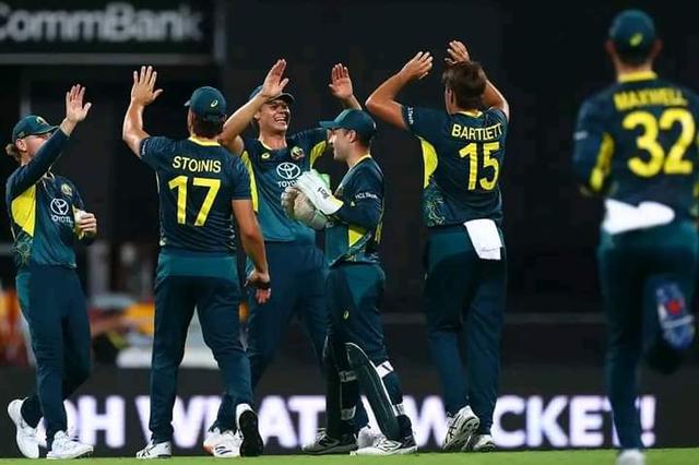 Stoinis' spectacular hitting after Hardie's career-best bowling as Australia gallop to 3-nil 