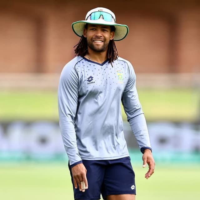 Tony de Zorzi ruled out of the second Test against Pakistan due to an injury