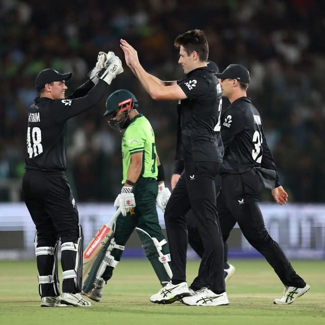 Latham, Young smash hundreds as New Zealand defeat Pakistan in Champions Trophy opener