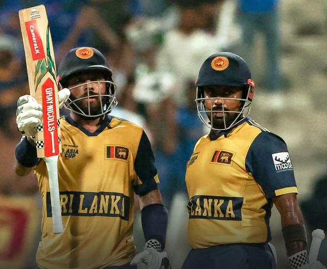 Kusal Mendis' incredible 74* takes Bangladesh in the Super four