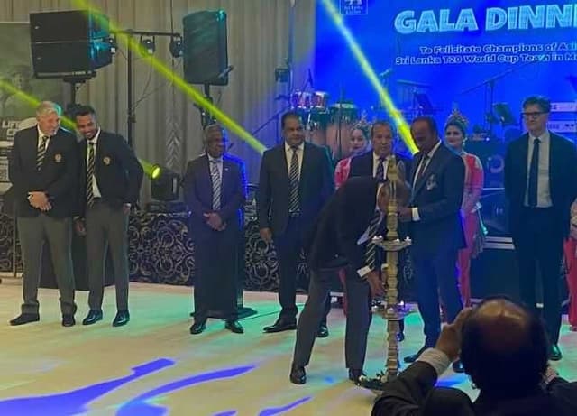 Asian Champions' autographed bats auctioned