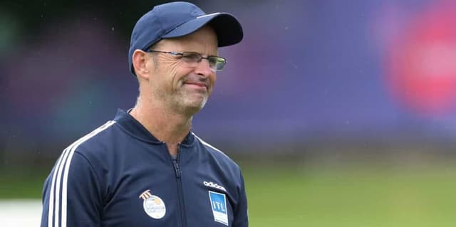 Gary Kirsten steps down as Pakistan's head coach