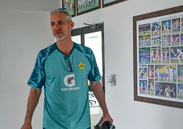 Jason Gillespie steps down as Pakistan name interim red-ball coach 