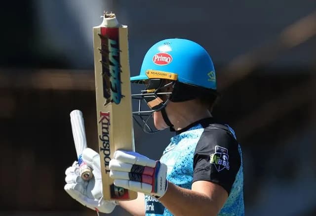 Grace Harris hits a massive six with broken bat in WBBL 2023 