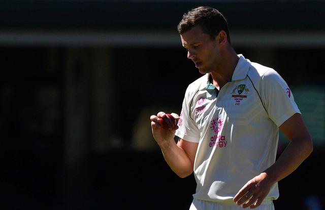Hazlewood embraces the possibility of rain in Manchester