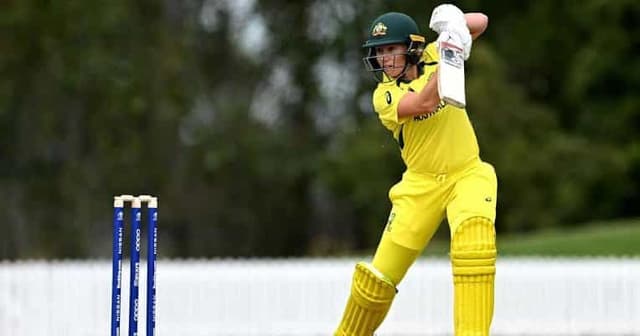 Healy - Mooney show class as Australia women demolish Bangladesh by 10 wickets