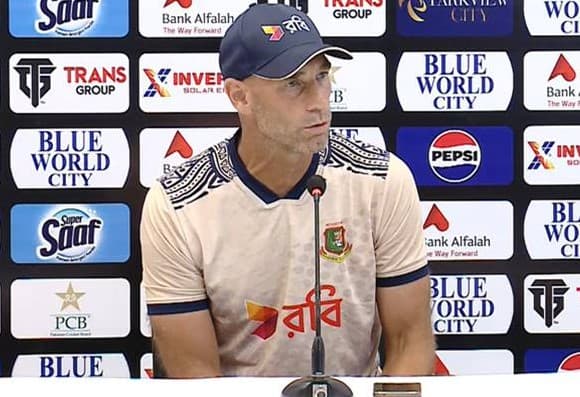 Bangladesh batting coach focused on positive response after tough day two
