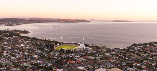 Fifth Ashes Test goes to Hobart, to be played under lights