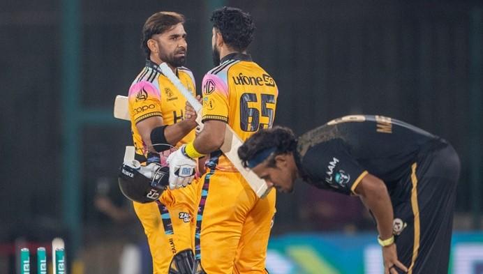 Nahid, Shoriful remain wicketless but Peshawar Zalmi beat Hyderabad Kingsmen in PSL