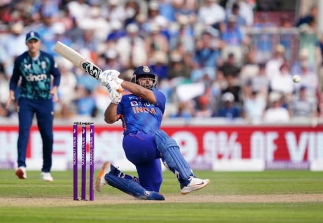 Pant and Hardik seal the series for India