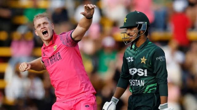 Corbin Bosch joins Mumbai Indians as the replacement of Lizaad Williams for IPL 2025