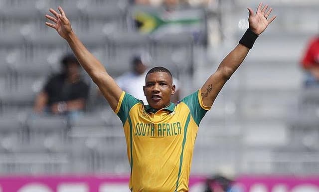 Ottneil Baartman ruled out of the third ODI due to knee injury 