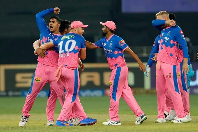 IPL 2024: Watch - Riyan Parag's falcon like effort to save certain boundary in the match against Royal Challengers Bangalore