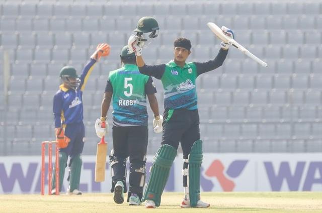 Jishan Alam scores century but Ariful Islam's 94 help Dhaka clinch last-ball win