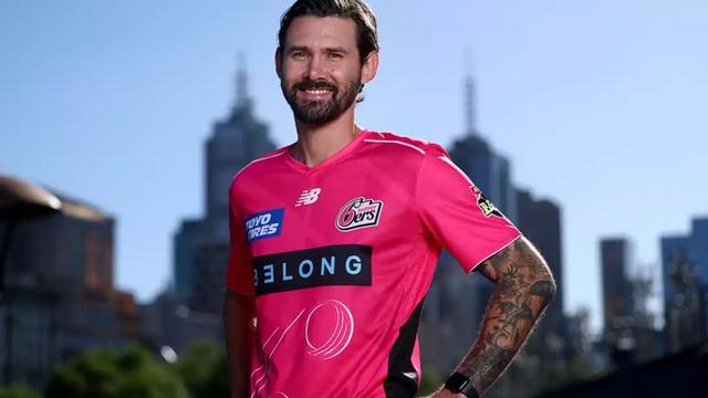 Kane Richardson Announces Retirement from Professional Cricket