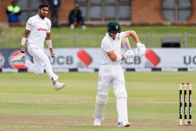 Khaled strikes but Elgar makes it South Africa's session