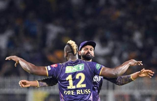 Kolkata beat Mumbai to become the first team to qualify for playoffs 
